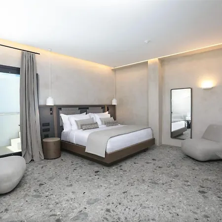 Aeonic And Hotel Mykonos Town