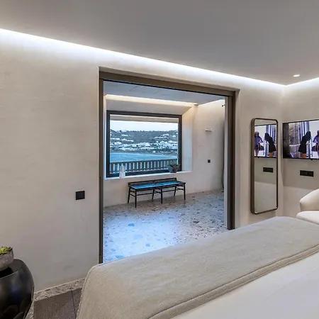 Aeonic And Hotel