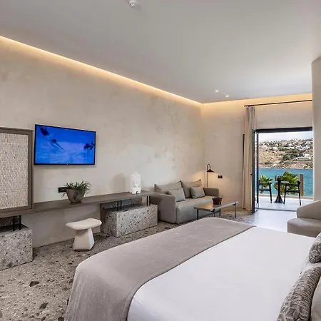 Hotel Aeonic And