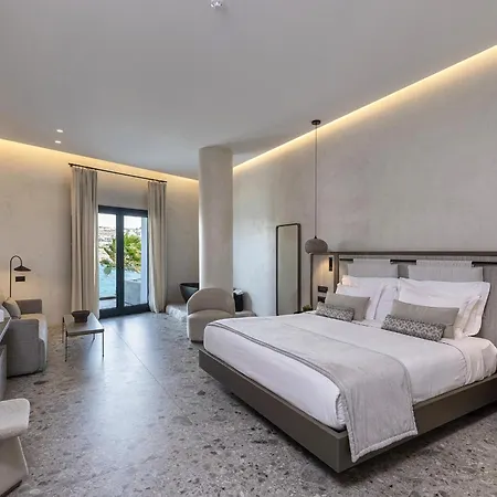 Aeonic And 5* Mykonos Town