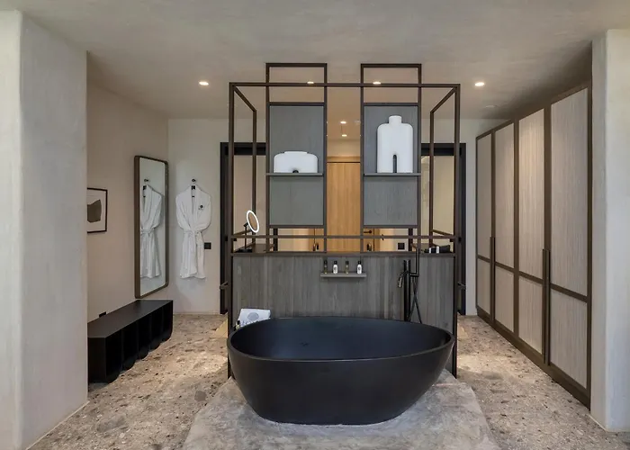 Hotel Aeonic And Mykonos Town