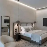 Aeonic And Hotel