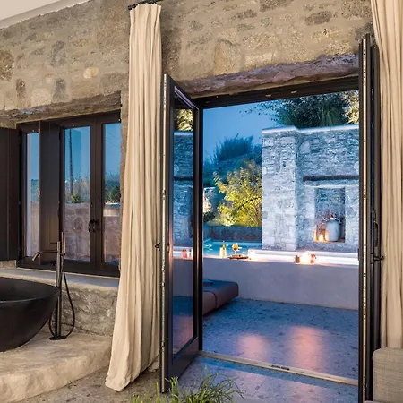 Hotel Aeonic And Mykonos Town