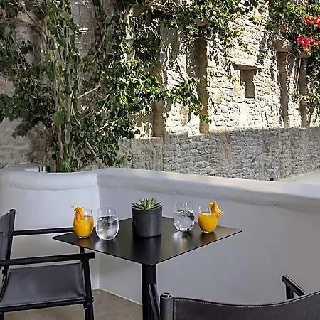 Hotel Aeonic And Mykonos Town