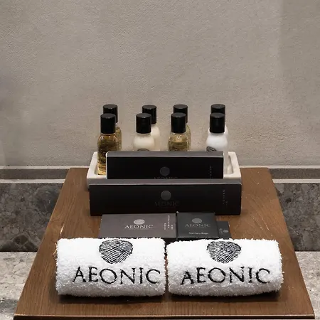 Aeonic And 5*