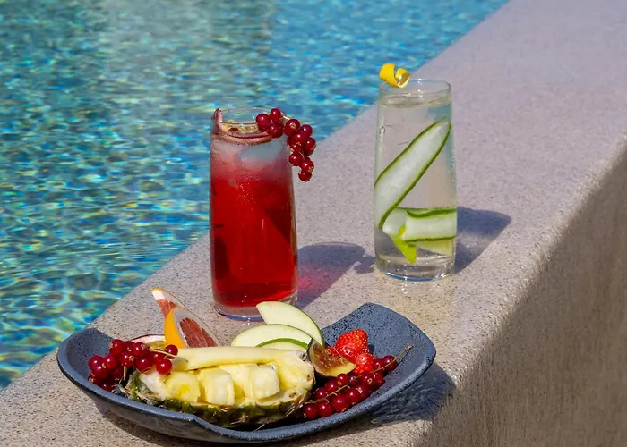 Aeonic And Szálloda